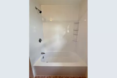 25 Thurston Avenue, Newport, RI 02840 - Photo 11