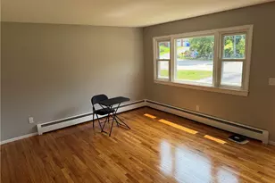 2 Lawrence St, Westerly, RI 02891 - Photo 3