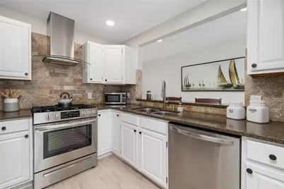 47 King Street #3, East Greenwich, RI 02818 - Photo 9