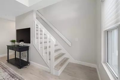 47 King Street #3, East Greenwich, RI 02818 - Photo 5