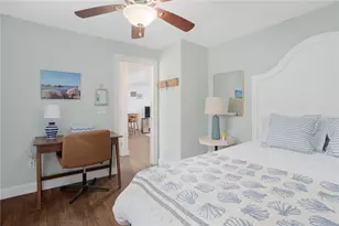 70 Carroll Ave, Newport, RI 02840 - Photo 17