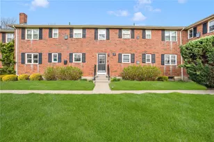70 Carroll Ave, Newport, RI 02840 - Photo 1