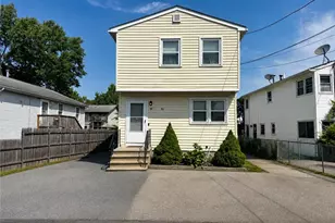 89 Manomet St, Providence, RI 02908 - Photo 1
