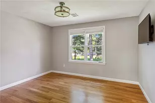 1 Tanglewood Dr, Barrington, RI 02806 - Photo 33