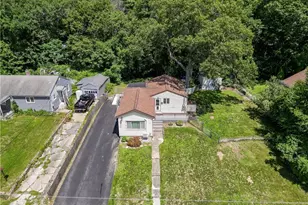 1140 Mt Pleasant Rd, Burrillville, RI 02830 - Photo 5