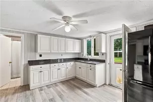 1140 Mt Pleasant Rd, Burrillville, RI 02830 - Photo 13