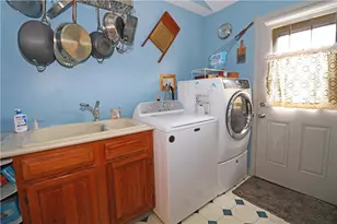162 Atlantic Dr, Middletown, RI 02842 - Photo 31