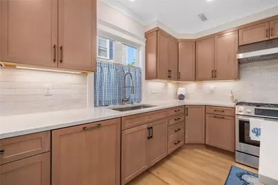 28 Carroll Avenue, Newport, RI 02840 - Photo 13