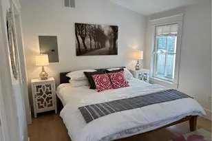 76 Memorial Blvd, Newport, RI 02840 - Photo 11