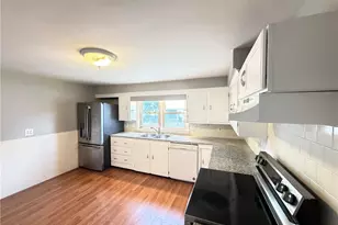 20 Lyman Ave, Johnston, RI 02919 - Photo 7