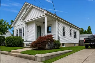151 Bloomfield St, Pawtucket, RI 02861 - Photo 3
