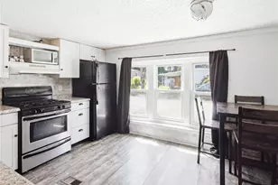 20 Krzak Rd, North Kingstown, RI 02852 - Photo 9