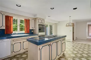 31 Lennon Rd, Lincoln, RI 02865 - Photo 9