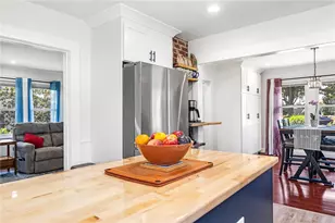 124 Beach St, Westerly, RI 02891 - Photo 11