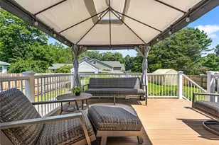 124 Beach St, Westerly, RI 02891 - Photo 21