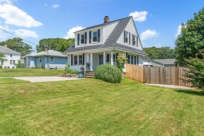 124 Beach Street, Westerly, RI 02891 - Photo 5
