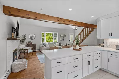 20 Oakridge Drive, Cranston, RI 02921 - Photo 7