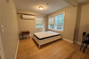 16 Brinley St, Newport, RI 02840 - Photo 9