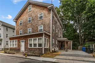 16 Brinley St, Newport, RI 02840 - Photo 1