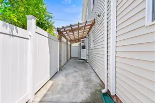 64 Appleton St, Providence, RI 02909 - Photo 37