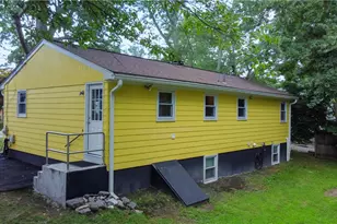 17 Atlantic Ave, Warwick, RI 02888 - Photo 5
