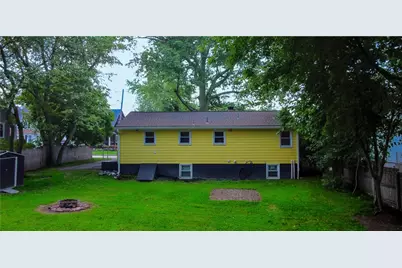 17 Atlantic Avenue, Warwick, RI 02888 - Photo 7