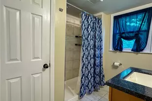 17 Atlantic Ave, Warwick, RI 02888 - Photo 21