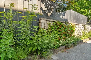 60 Forest St, Providence, RI 02906 - Photo 29