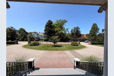 412 Bellevue Avenue #3, Newport, RI 02840 - Photo 3
