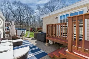 19 Annette Ave, Pawtucket, RI 02861 - Photo 25