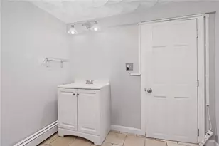 142 Oxford St, Providence, RI 02905 - Photo 31