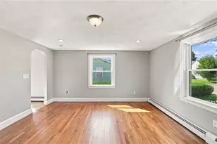 36 Newfield Ave, Warwick, RI 02888 - Photo 3