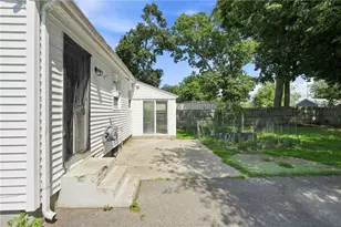 36 Newfield Ave, Warwick, RI 02888 - Photo 29