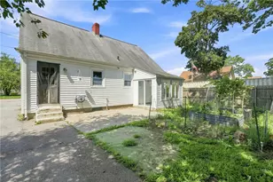 36 Newfield Ave, Warwick, RI 02888 - Photo 25