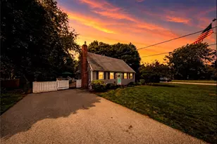 60 Brookwood Rd, South Kingstown, RI 02879 - Photo 3