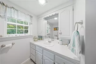 60 Brookwood Rd, South Kingstown, RI 02879 - Photo 23