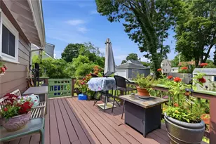19 Peace St, Warwick, RI 02888 - Photo 7