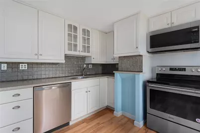 37 Reservoir Road, Middletown, RI 02842 - Photo 13