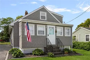 37 Reservoir Rd, Middletown, RI 02842 - Photo 1