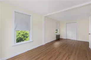 37 Reservoir Rd, Middletown, RI 02842 - Photo 17