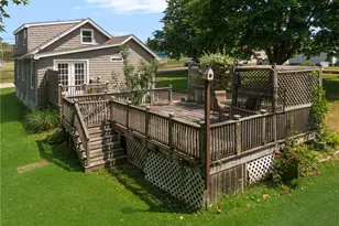 37 Reservoir Rd, Middletown, RI 02842 - Photo 23