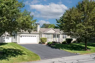 85 Spooner St, Warwick, RI 02886 - Photo 3