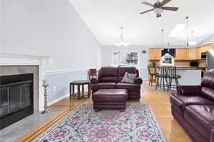 85 Spooner St, Warwick, RI 02886 - Photo 11