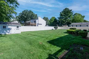 85 Spooner St, Warwick, RI 02886 - Photo 23