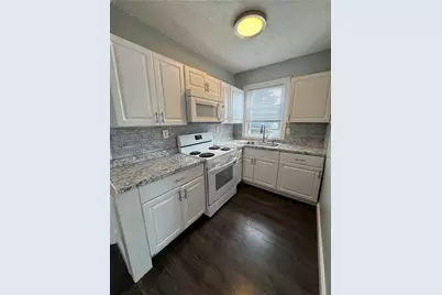 17 Booth Avenue #2, Pawtucket, RI 02861 - Photo 5