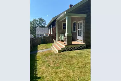 24 Burdick Avenue, Newport, RI 02840 - Photo 3