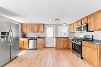 31 Glossop Street, Providence, RI 02911 - Photo 3