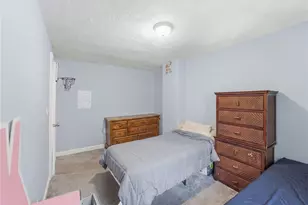21 Church St, West Warwick, RI 02893 - Photo 25