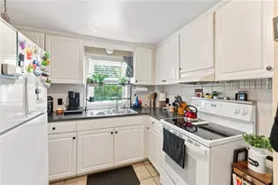 36 Amherst St, Cumberland, RI 02864 - Photo 15