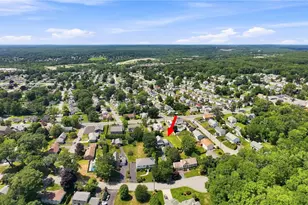 36 Amherst St, Cumberland, RI 02864 - Photo 3